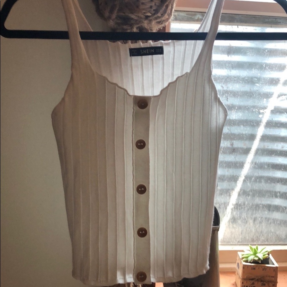White tank